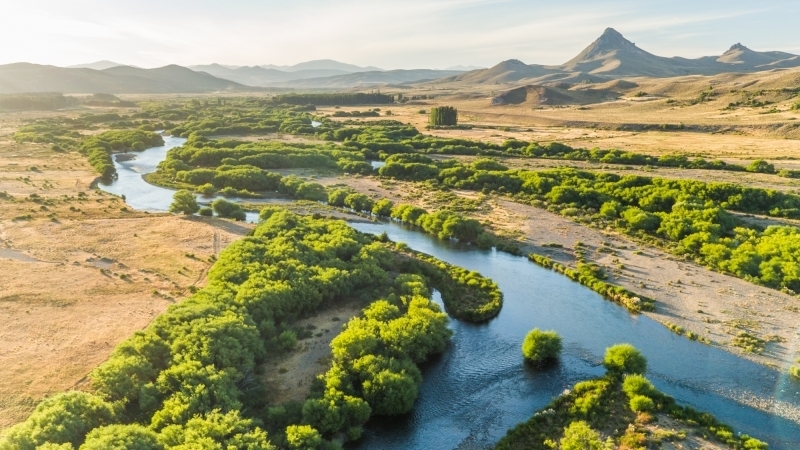 The Best 10 Luxury Adventures Lodges | Gear Patrol, Aug. 2016