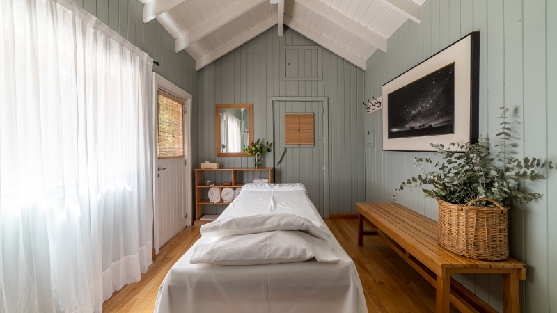 Masseuses at Tipiliuke Lodge